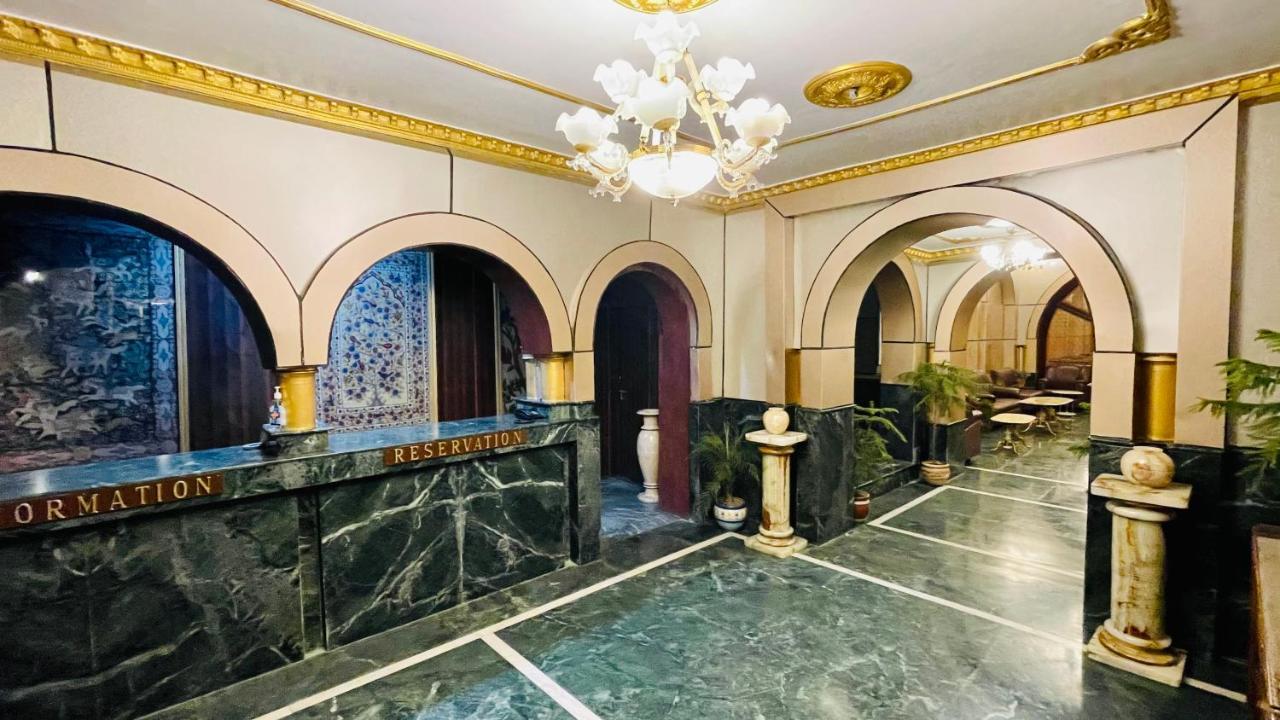 Hotel International Srinagar Exterior foto